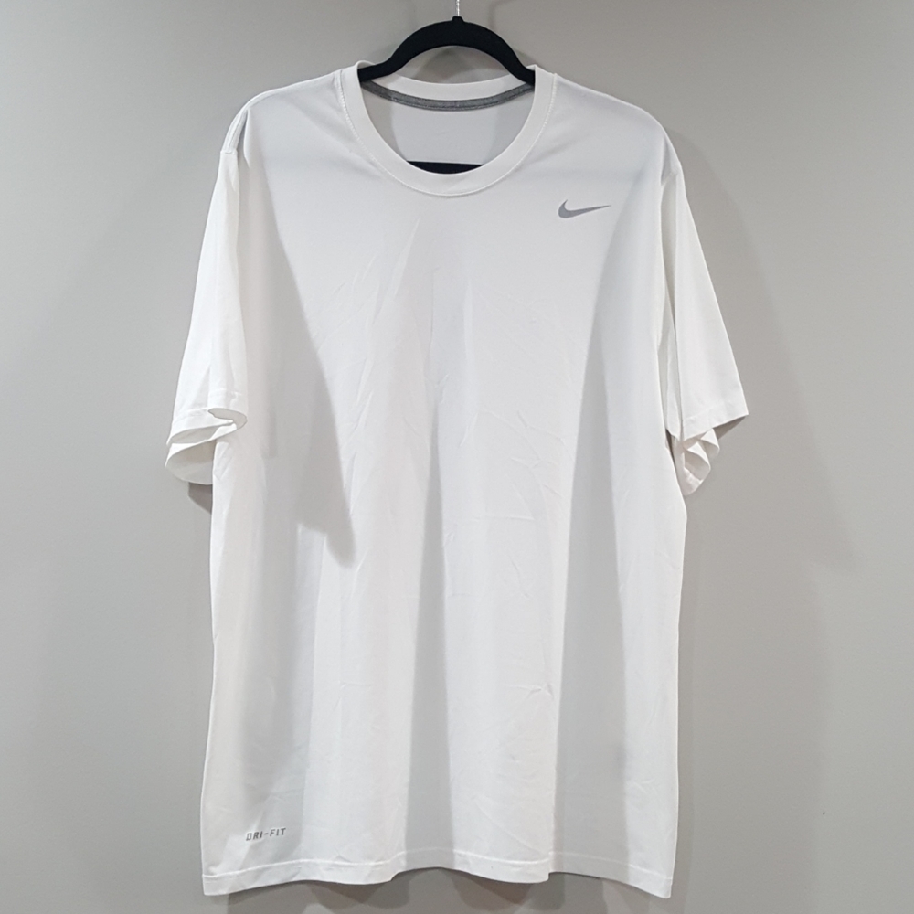 Nike Men's White Dri-Fit T-Shirt Sz XL
